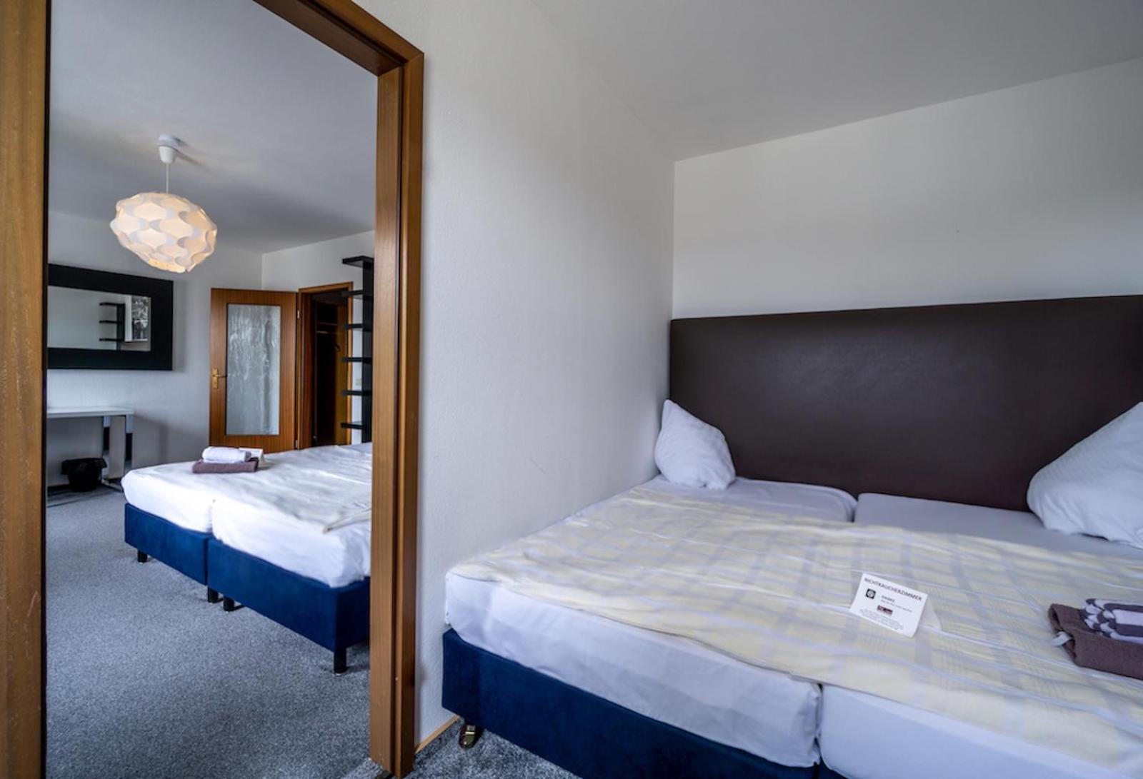 Sl'Otel Budget Bernburg Kültér fotó