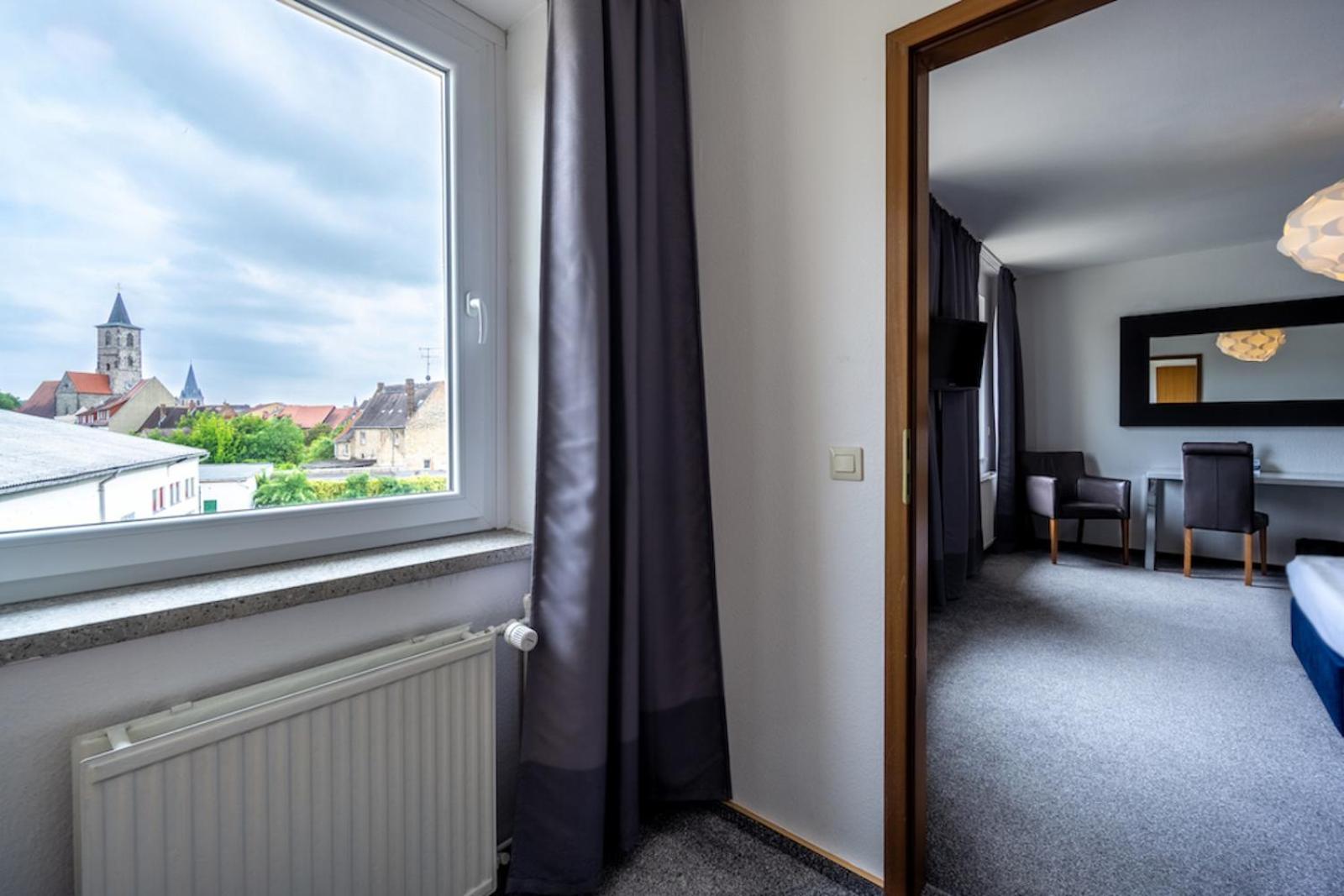 Sl'Otel Budget Bernburg Kültér fotó