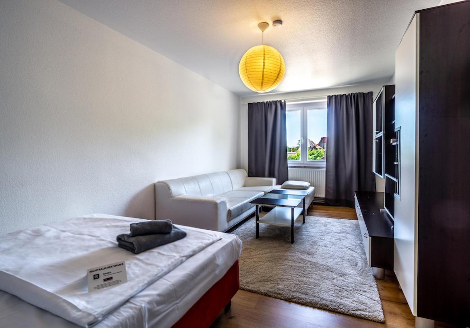 Sl'Otel Budget Bernburg Kültér fotó