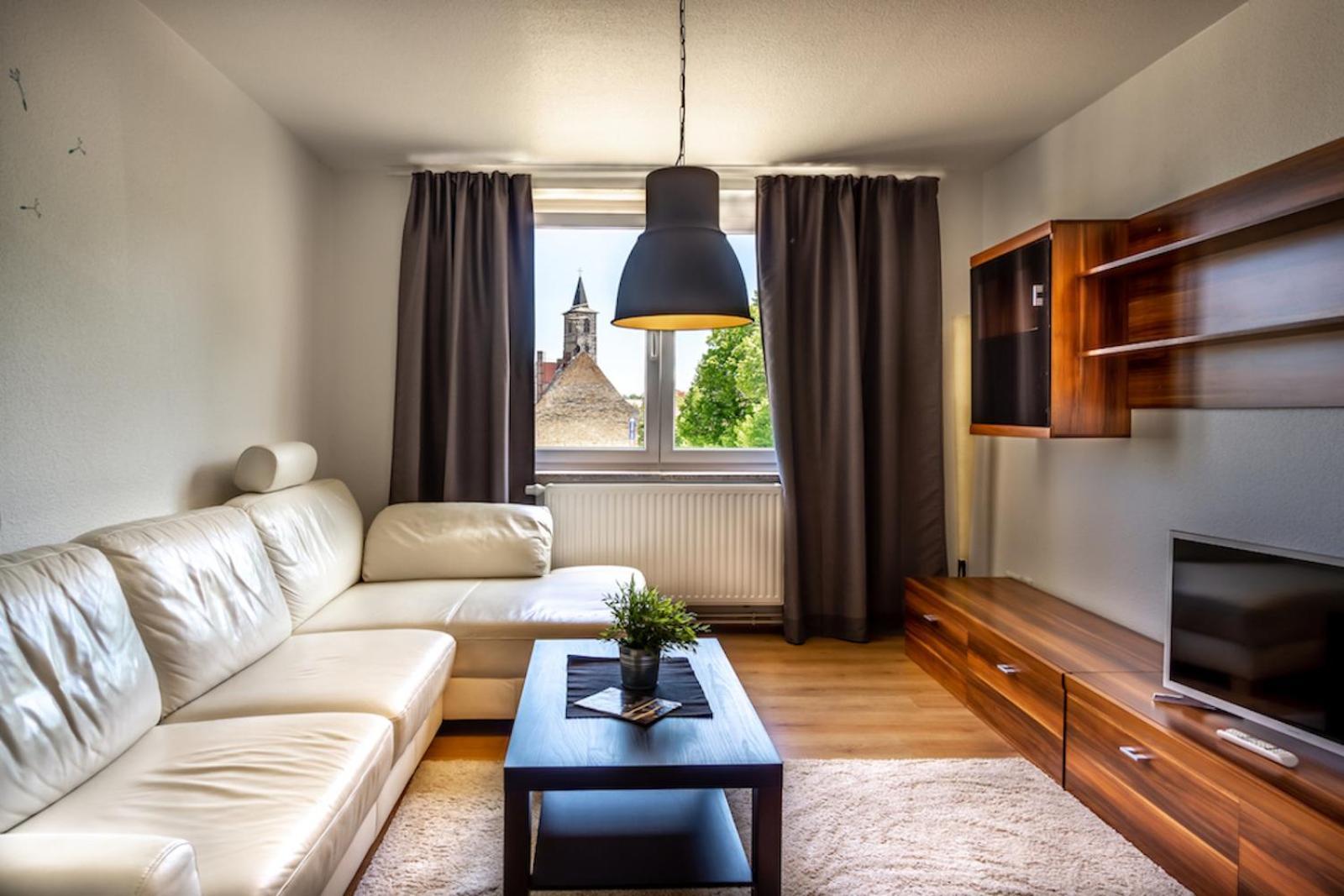 Sl'Otel Budget Bernburg Kültér fotó