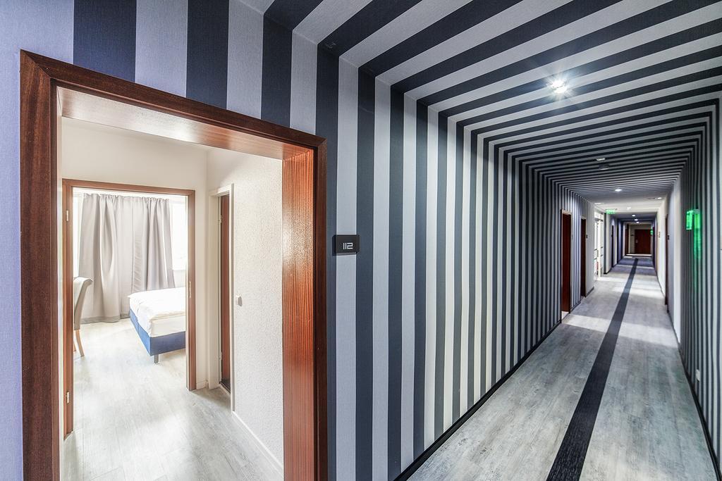 Sl'Otel Budget Bernburg Szoba fotó