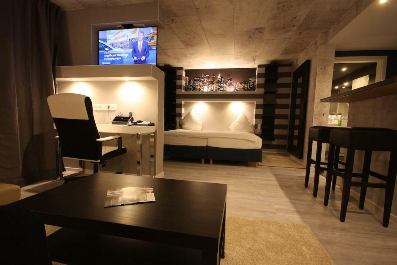 Sl'Otel Budget Bernburg Kültér fotó